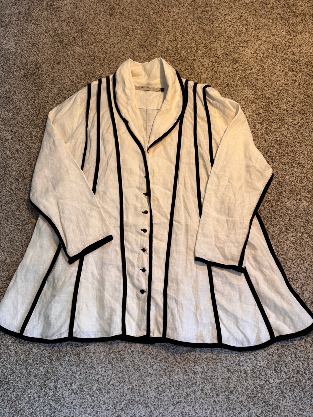 Cynthia Ashby White Linen Jacket with Black Piping - size M